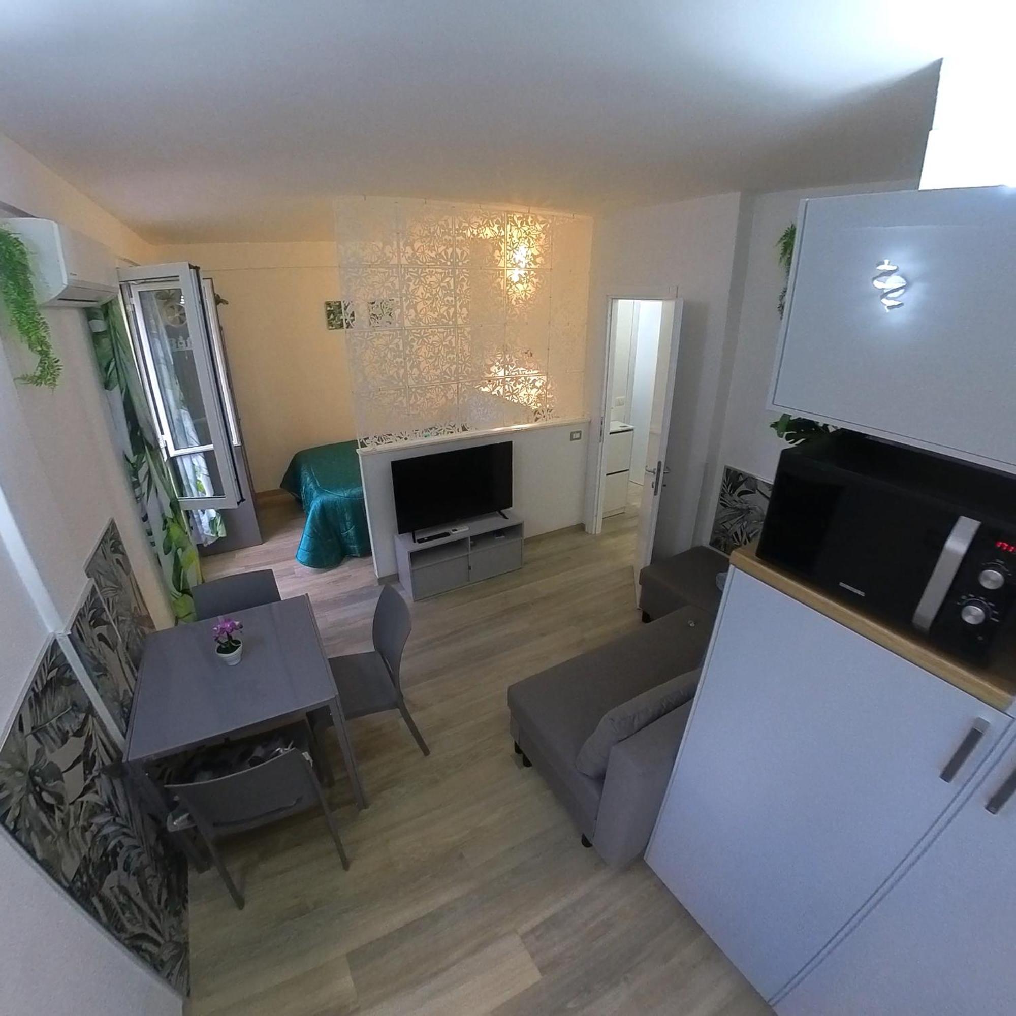 5 Terre Express Migliarina Apartment La Spezia Luaran gambar